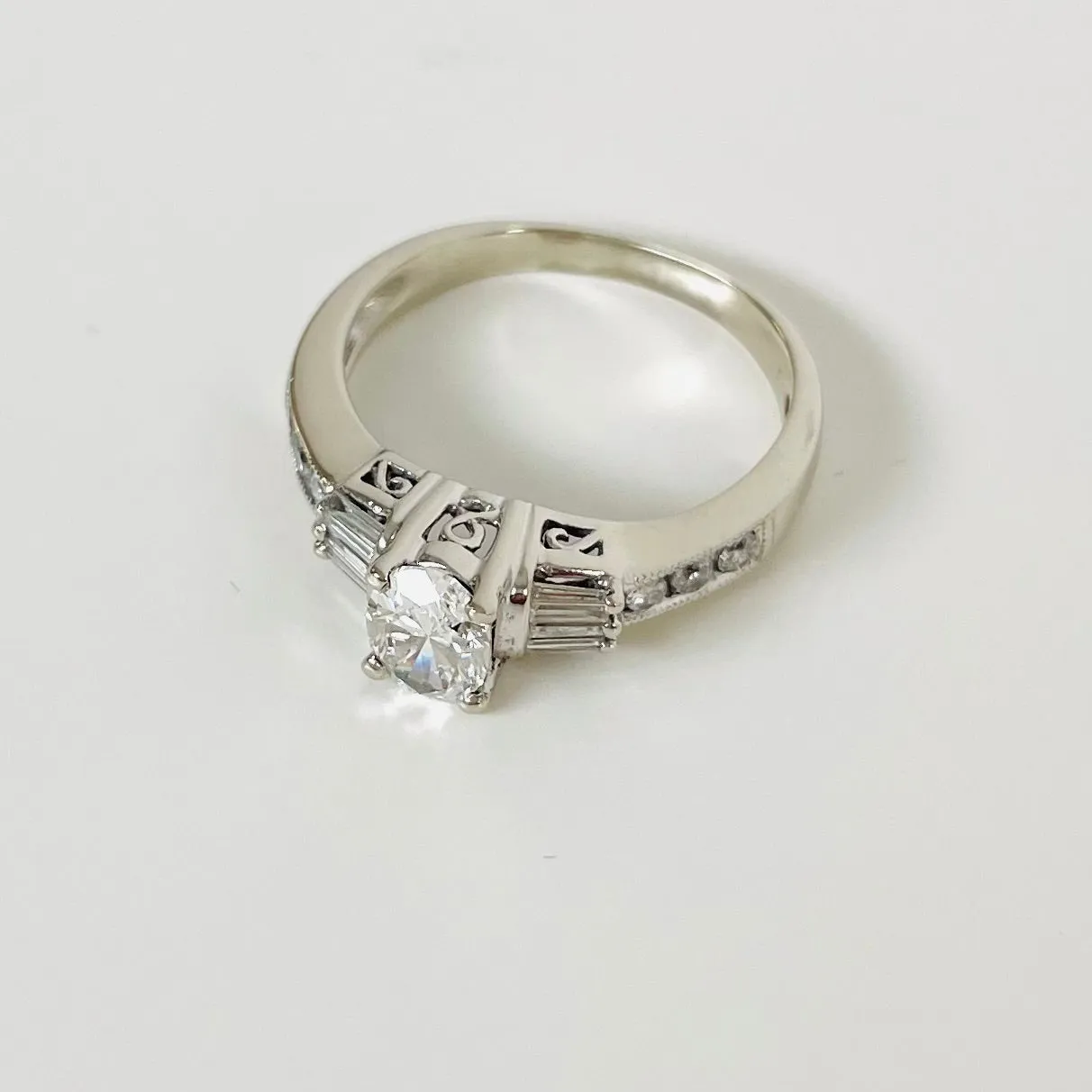 14k Vintage Diamond Engagement Ring