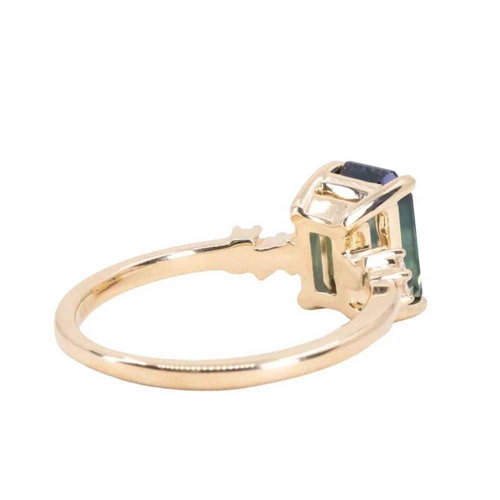 3.07ct Multicolor Teal and Purple Radiant Cut Sapphire and Diamond ring in 14k Yellow Gold