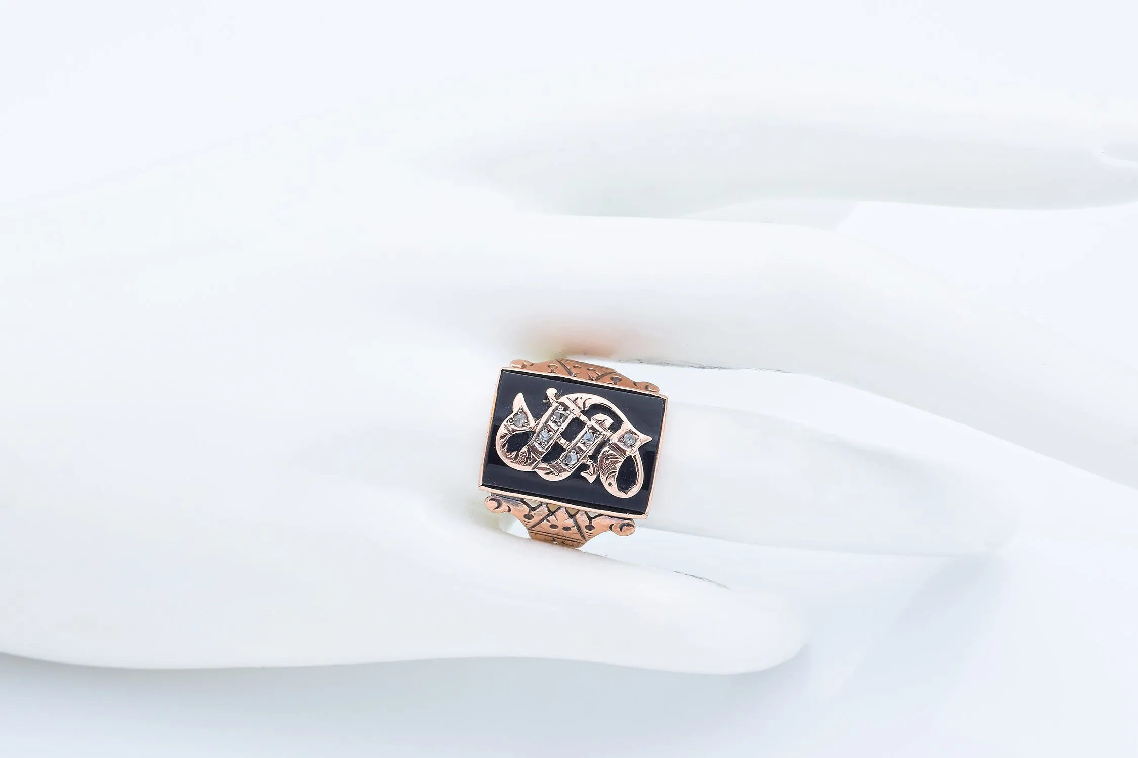 Antique Princess 10K Yellow Gold Black Onyx & Diamond S Initial Signet Ring Size 8.5