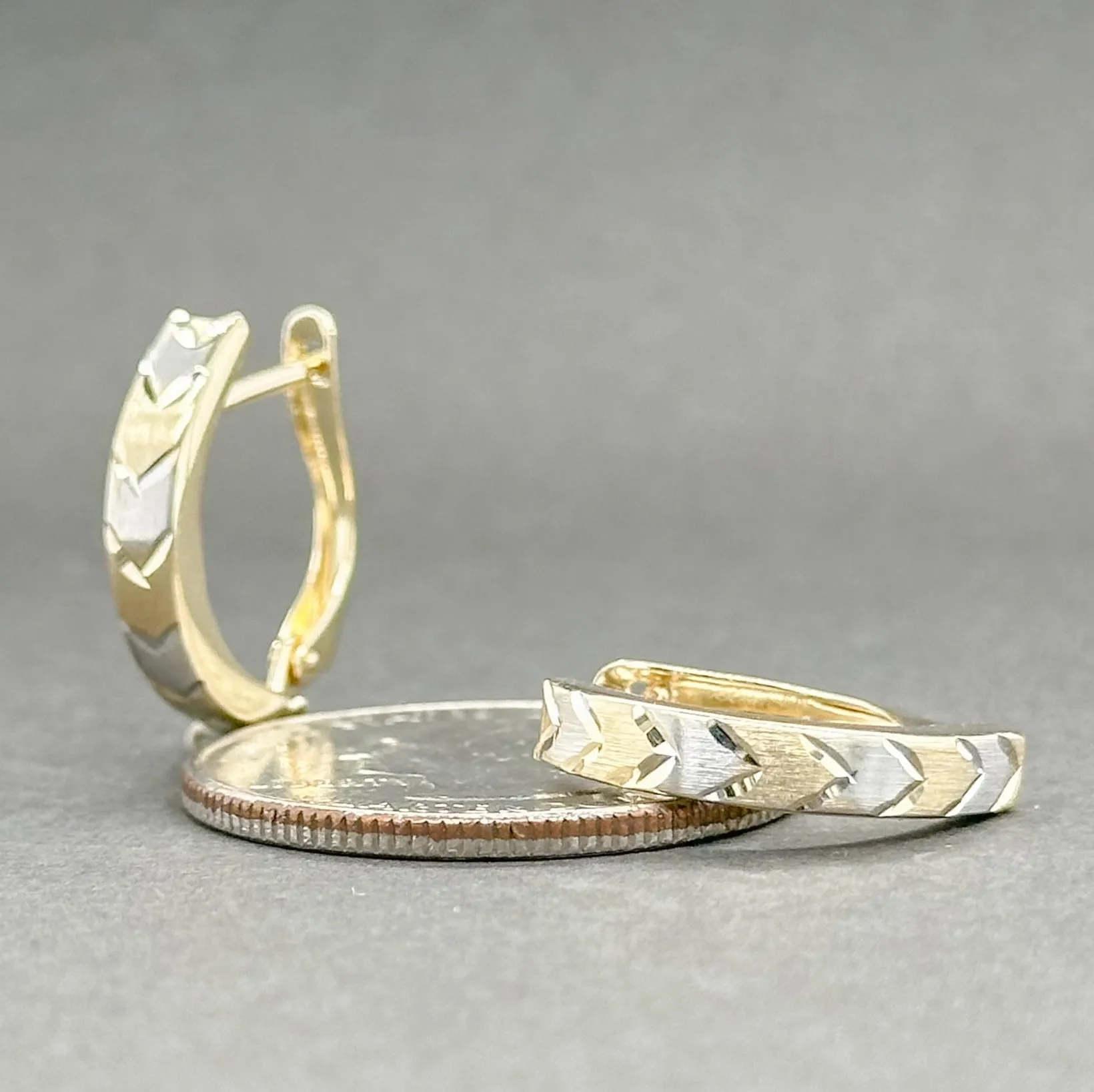 Estate 14K TT Gold D/C Half Hoop Earrings