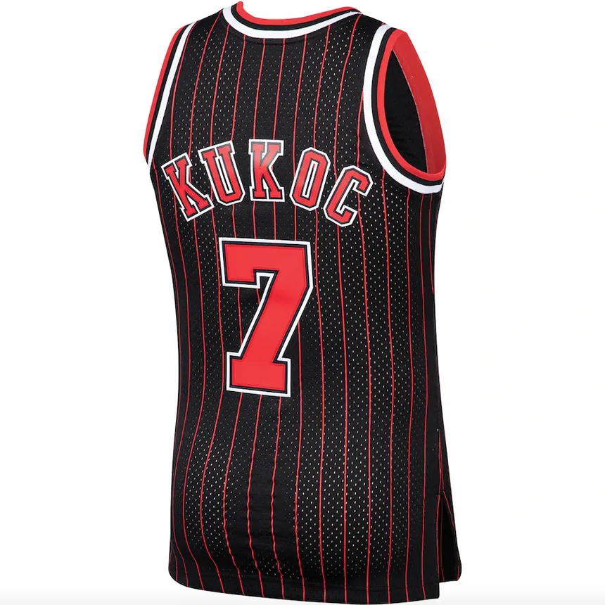 Men's Chicago Bulls Toni Kukoc Mitchell & Ness Black 1995-96 Hardwood Classics Swingman Player Jersey